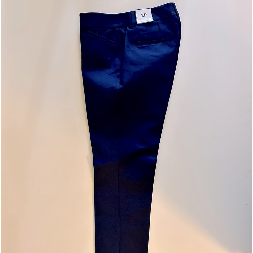 NWT Navy Blue Pant. No Flaws.